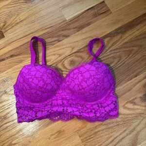 Victoria's Secret Fuchsia Lace Bralette size small